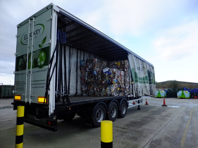 Packaging cartons (349.7 kg)