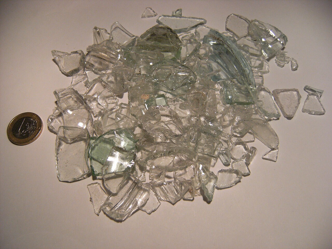 Green glass bottles (192.1 kg)