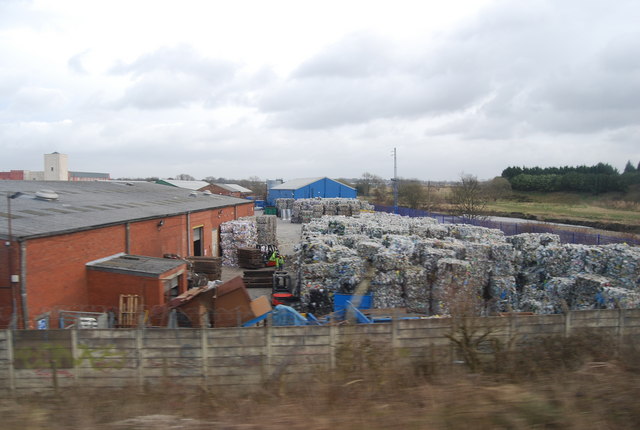 Office paper waste (351.7 kg)